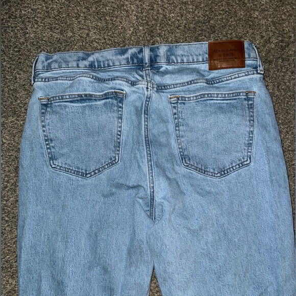 Abercrombie & Fitch Jeans - Picture 5 of 6
